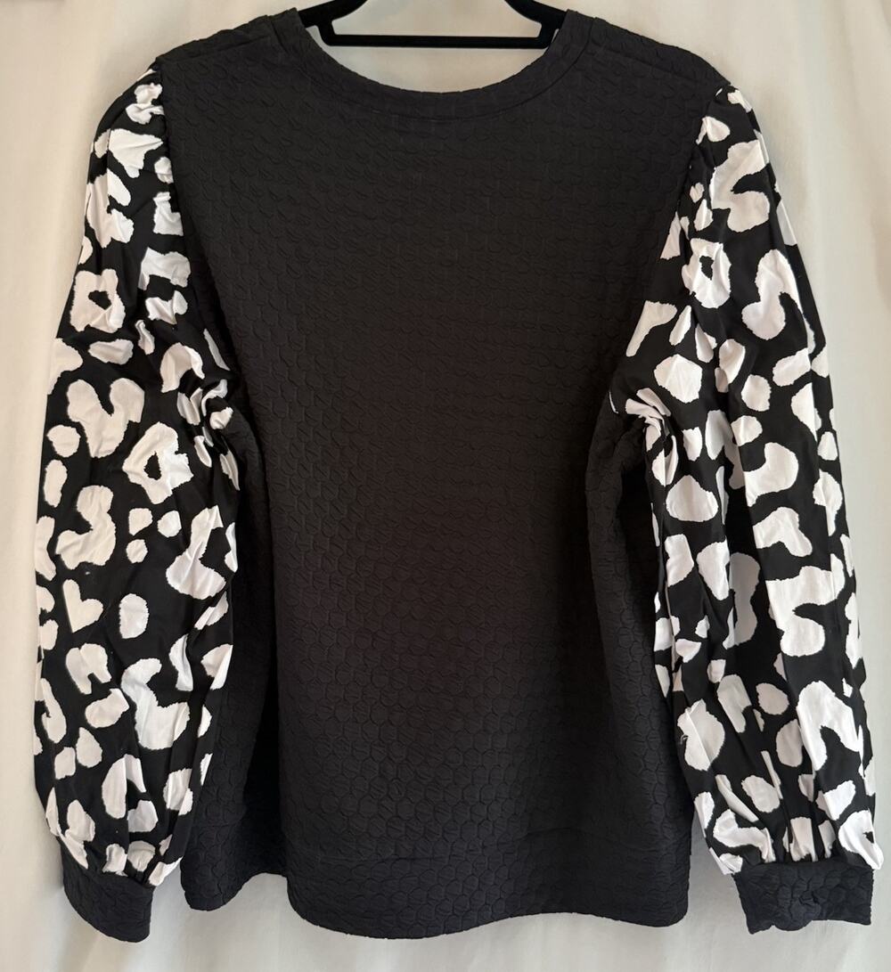 LuLa Roe "Kimmy" Top Black White Billow Sleeve -Wo's L- Americana Chic NEW!!